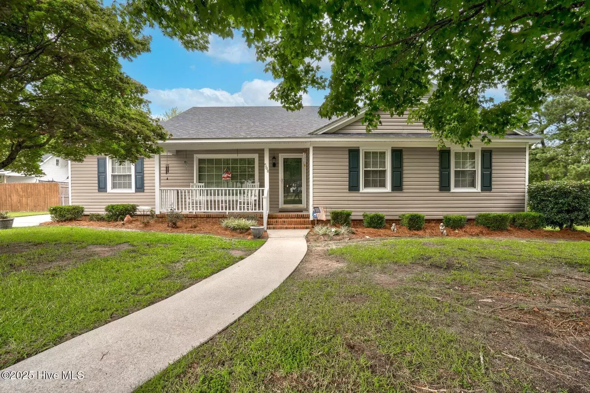 Tarboro, NC 27886,508 Shiloh RD