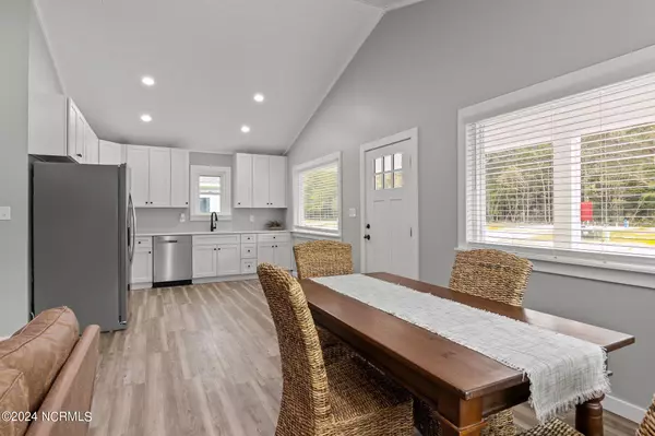 Swansboro, NC 28584,203 Long Pond LOOP