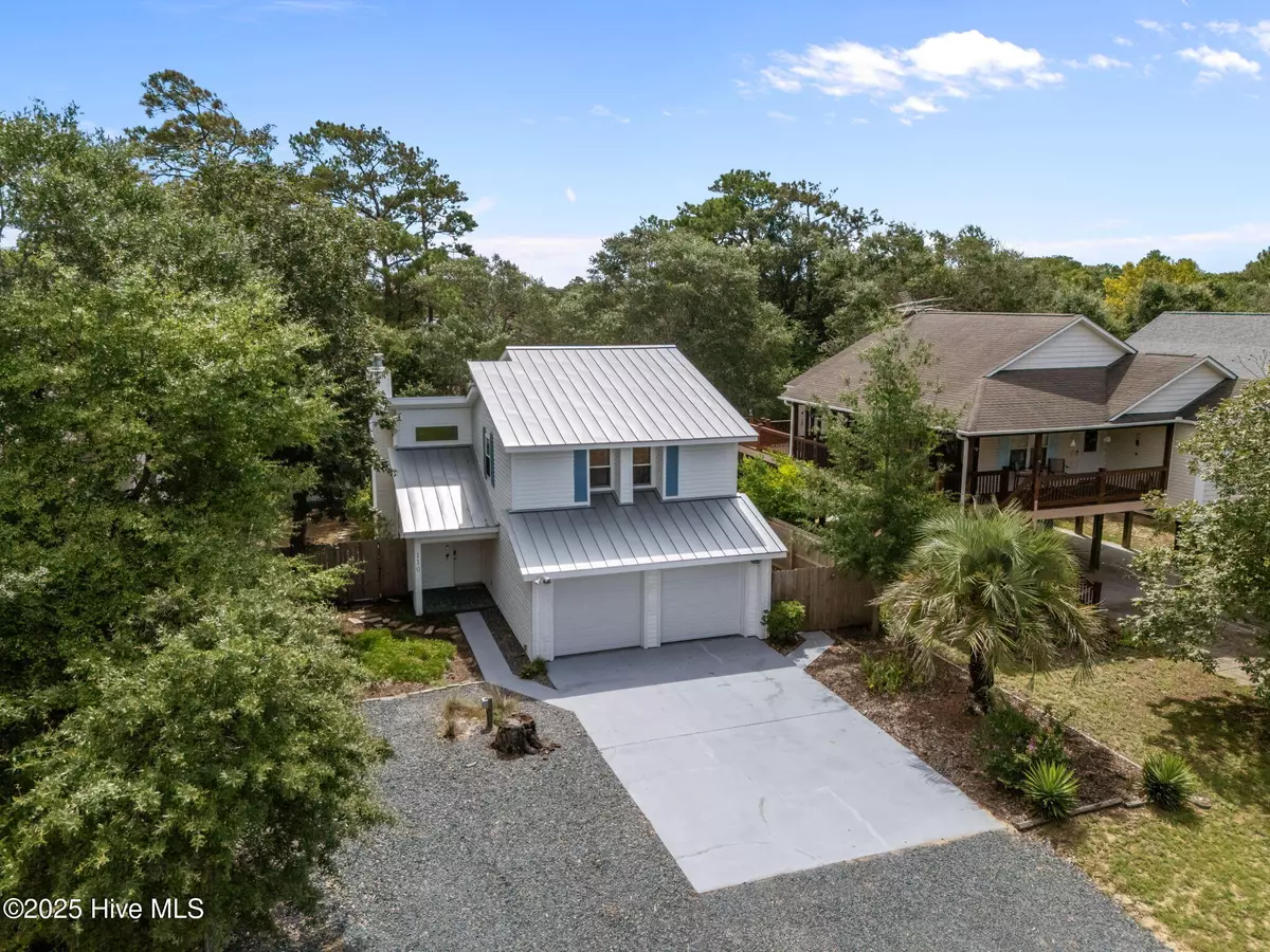 Oak Island, NC 28465,110 NE 29th ST