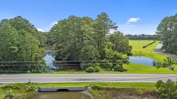 Beaufort, NC 28516,806 Highway 101