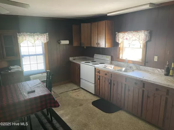 Hertford, NC 27944,1920 New Hope RD