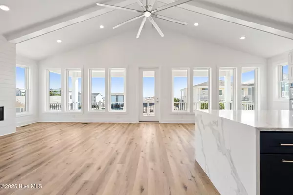 Ocean Isle Beach, NC 28469,66 E Second ST