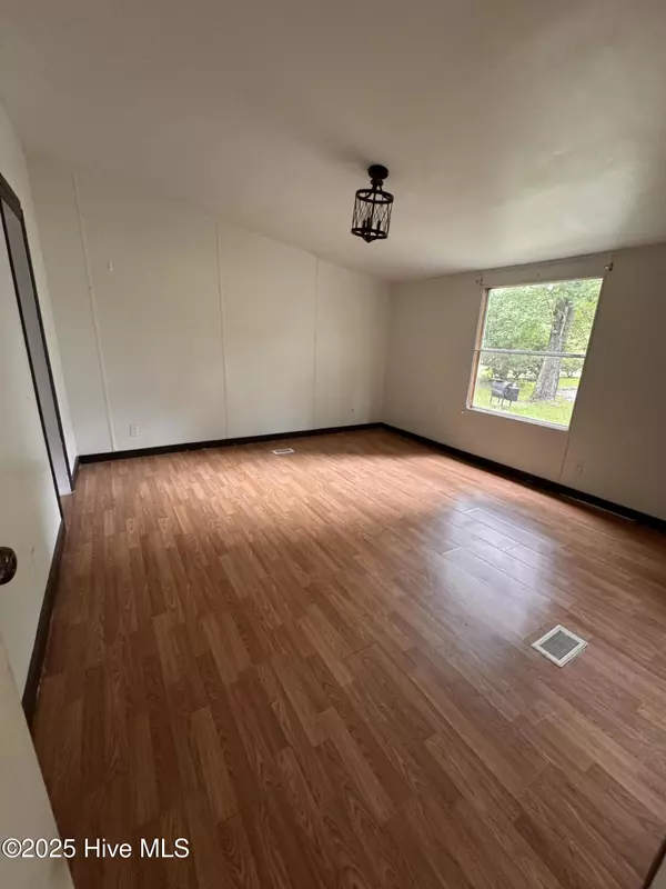 Rocky Point, NC 28457,110 Winchester LN