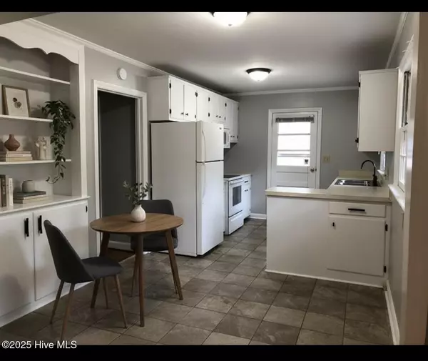 Southern Pines, NC 28387,440 W New Jersey AVE