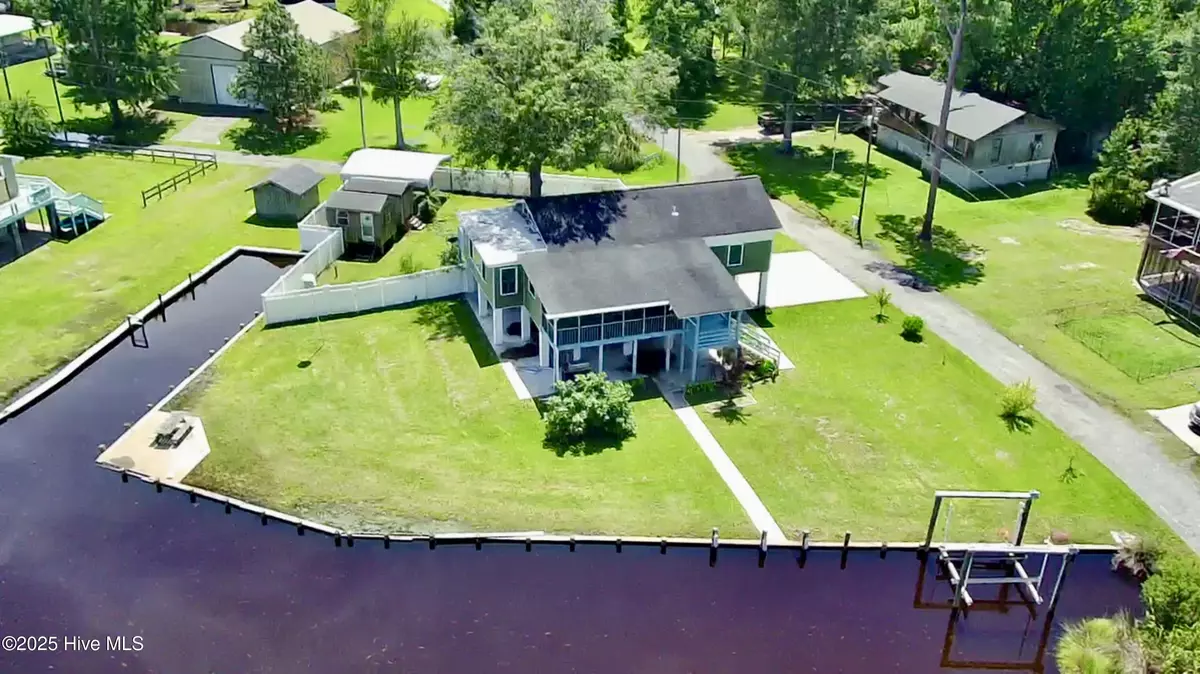 Belhaven, NC 27810,173 Hideaway RD
