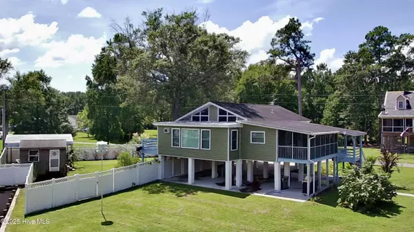 Belhaven, NC 27810,173 Hideaway RD