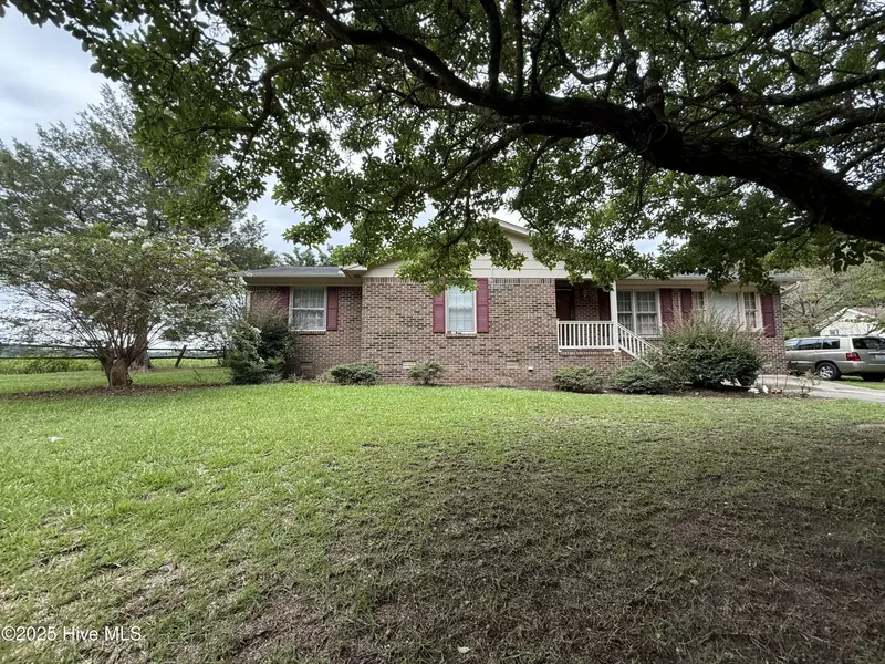 225 Tip Toe RD, Edenton, NC 27932