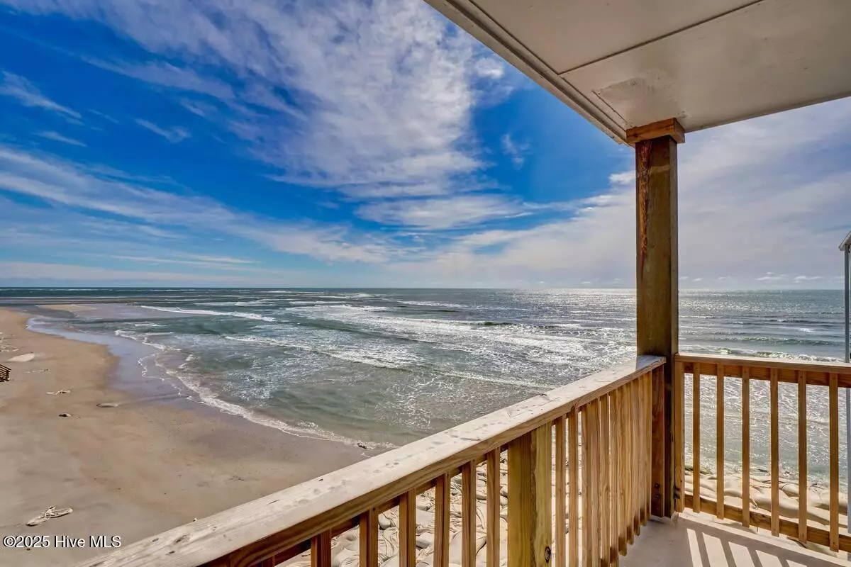 North Topsail Beach, NC 28460,2264 New River Inlet RD #301