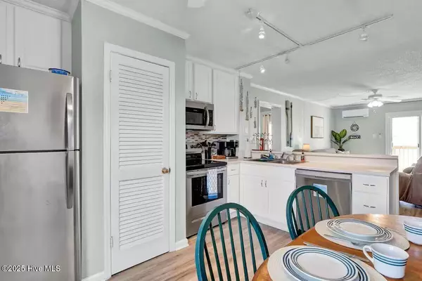 North Topsail Beach, NC 28460,2264 New River Inlet RD #301