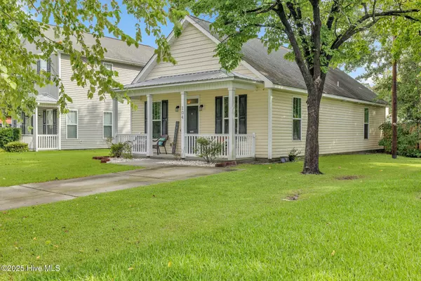 Jacksonville, NC 28540,104 Thompson ST