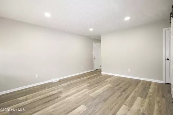 Jacksonville, NC 28546,26 Victoria RD