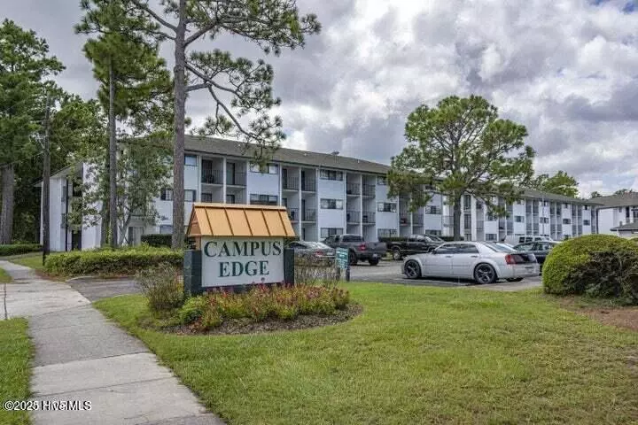 Wilmington, NC 28403,462 Racine DR #3 Units