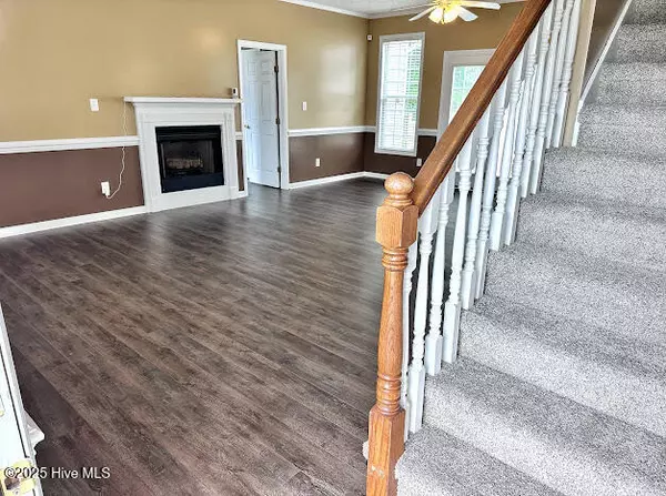 Richlands, NC 28574,100 Daniel CT