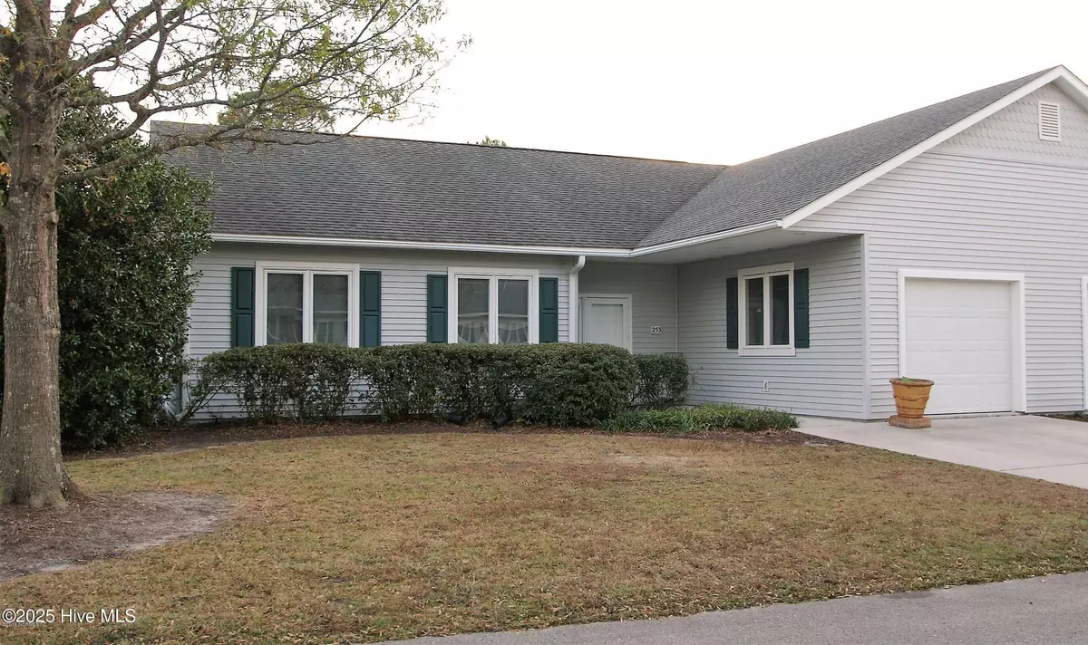 Southport, NC 28461,253 Bonnet WAY SE