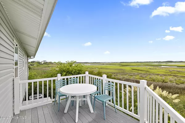 North Topsail Beach, NC 28460,227 Coastal DR