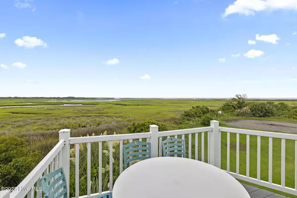 North Topsail Beach, NC 28460,227 Coastal DR