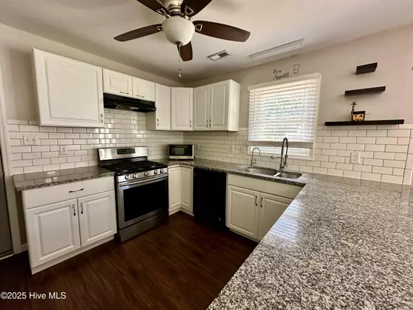 Havelock, NC 28532,313 Deacon CT