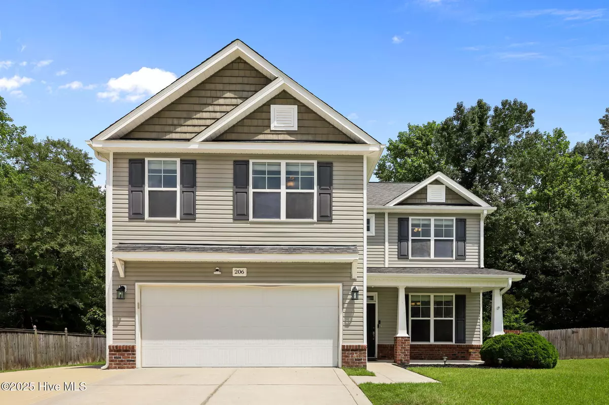 Jacksonville, NC 28546,206 Merin Height RD