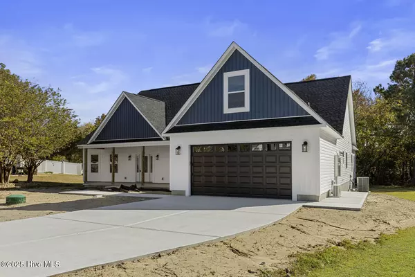 Newport, NC 28570,405 Landfall CT