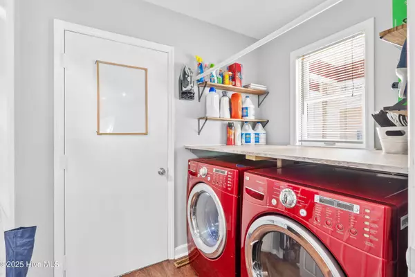 Whispering Pines, NC 28327,97 Lakeview DR