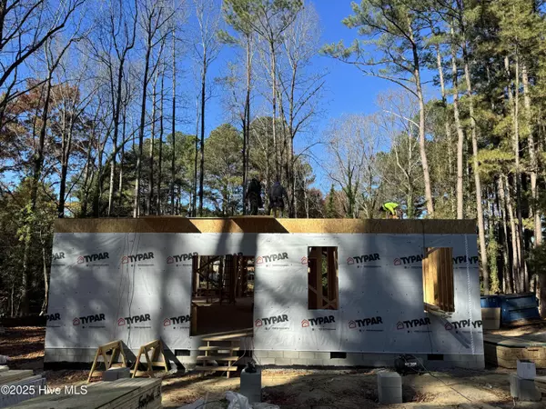 Whispering Pines, NC 28327,13 Pine Lake DR