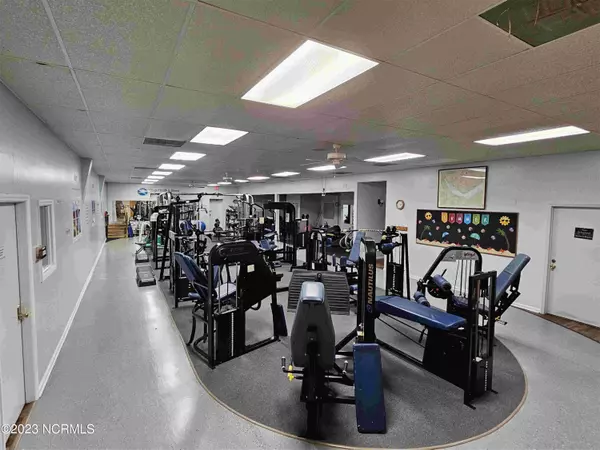 Oriental, NC 28571,1006 Broad ST