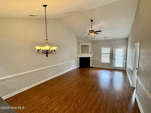 Greenville, NC 27834,1951 Cambria DR #B