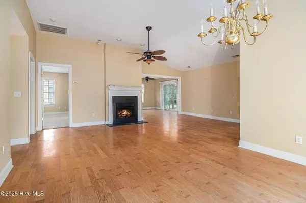 Southport, NC 28461,4979 Glen Cove DR SE