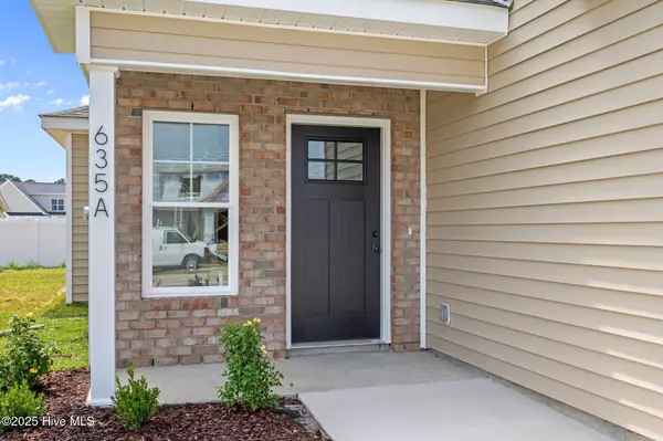 Greenville, NC 27834,635 Abigail Taylor DR #A