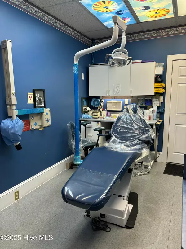 Tarboro, NC 27886,123 W Pitt ST