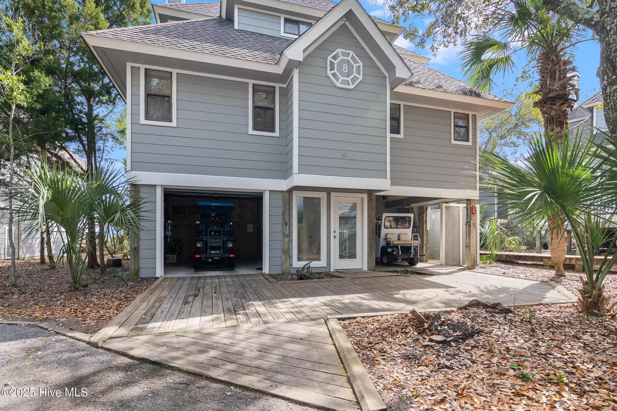 Bald Head Island, NC 28461,123 N Bald Head Wynd #8