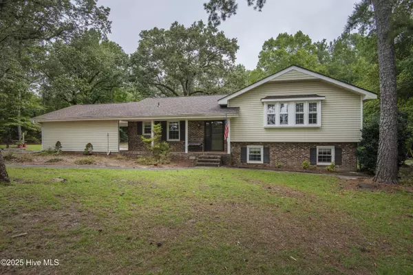 Tarboro, NC 27886,284 Northwoods Country RD