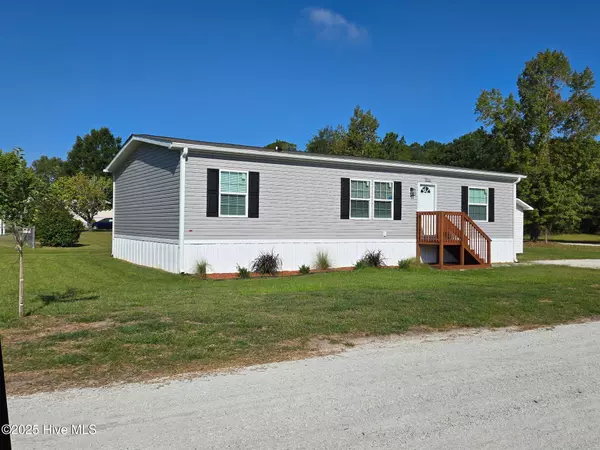 Jacksonville, NC 28540,1118 A Old Tar Landing RD
