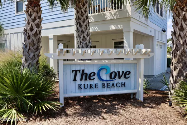 Kure Beach, NC 28449,213 Red Lewis DR