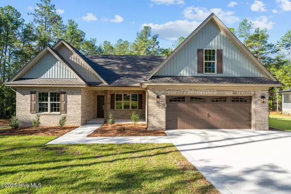 15720 Wildlife LN, Wagram, NC 28396