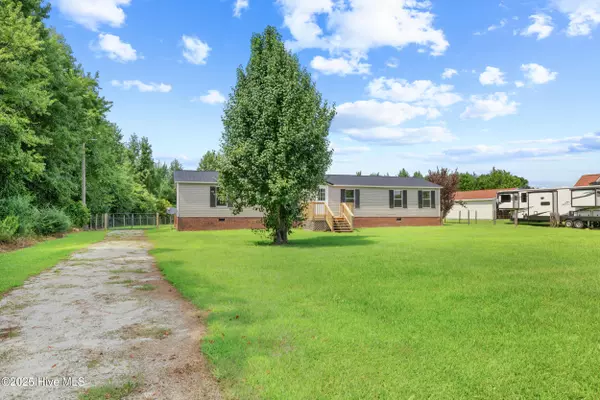 Richlands, NC 28574,295 Francktown RD