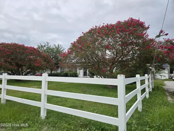 Morehead City, NC 28557,3110 Bridges ST