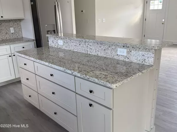 Elizabeth City, NC 27909,574 Foreman Bundy RD