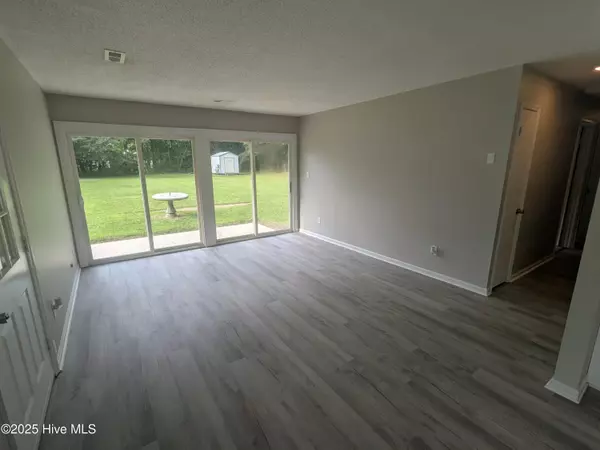 Jacksonville, NC 28540,1031 Harrell'S Loop RD