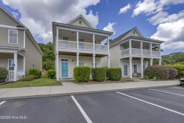 8005 Sweetgrass CT, Wilmington, NC 28412