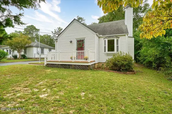 Southern Pines, NC 28387,240 E Ohio AVE