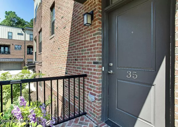 Southern Pines, NC 28387,35 Brownstone LN