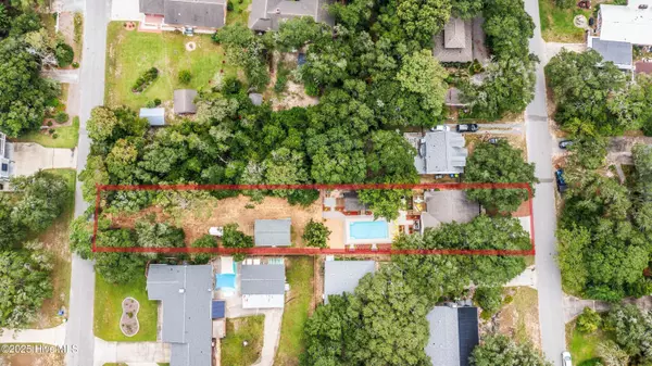 Oak Island, NC 28465,104 NE 40th ST