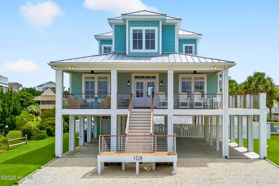 108 Strawflower DR, Holden Beach, NC 28462