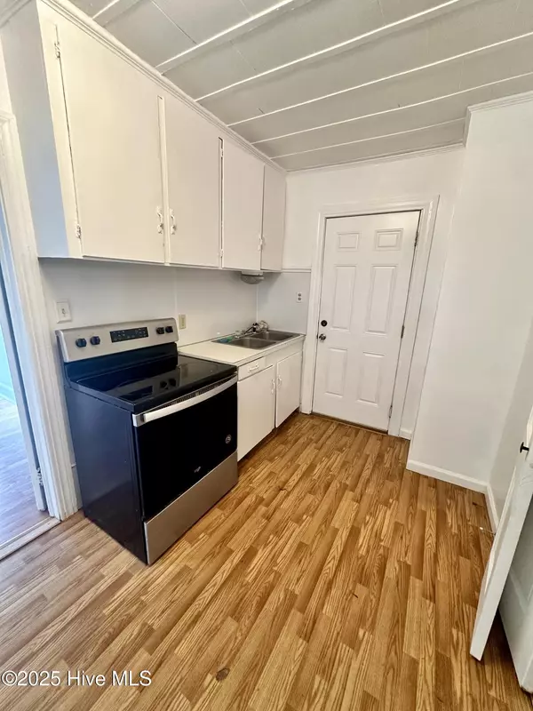 Grifton, NC 28530,285 Queen ST