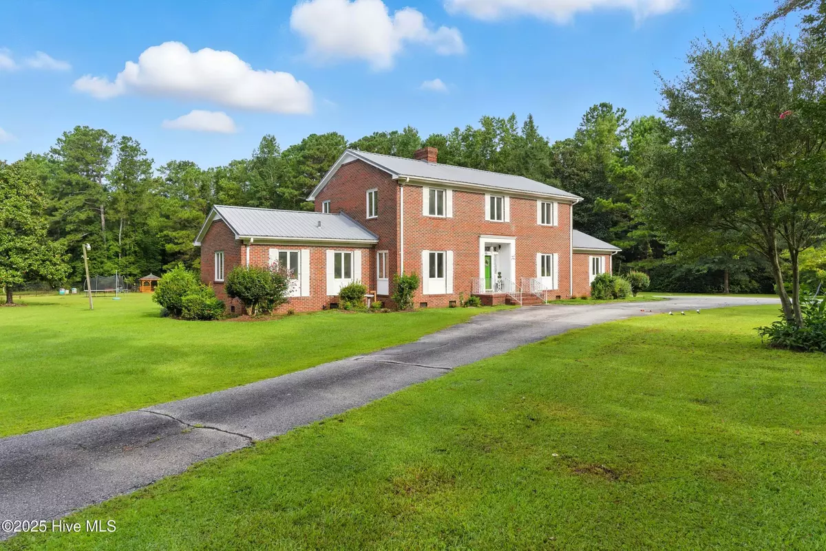 Burgaw, NC 28425,511 N Timberly LN