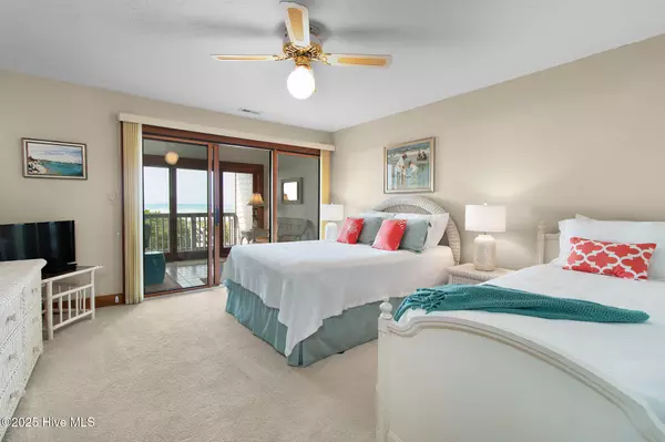 Pine Knoll Shores, NC 28512,319 Salter Path RD #10 Sun Bay