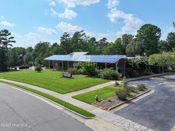 Chapel Hill, NC 27514,605 Eastowne DR