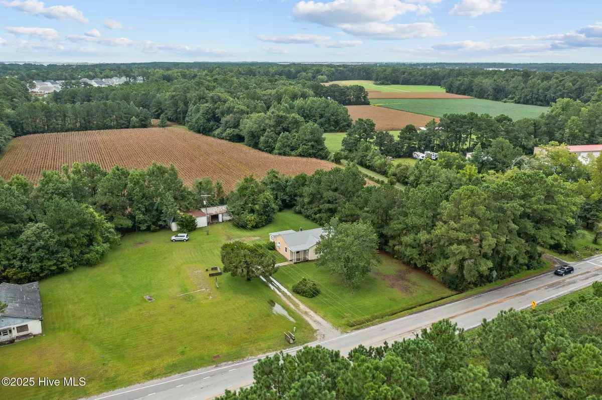 Swansboro, NC 28584,195 Queens Creek RD