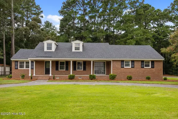 3763 Robinson ST, Bethel, NC 27812